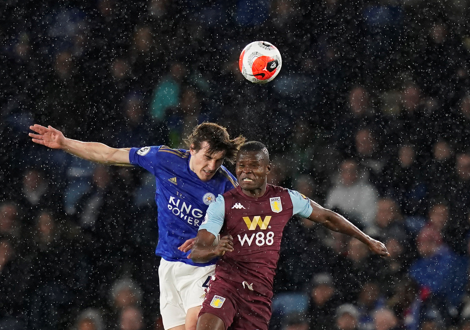 的表现吸引 的表现吸引